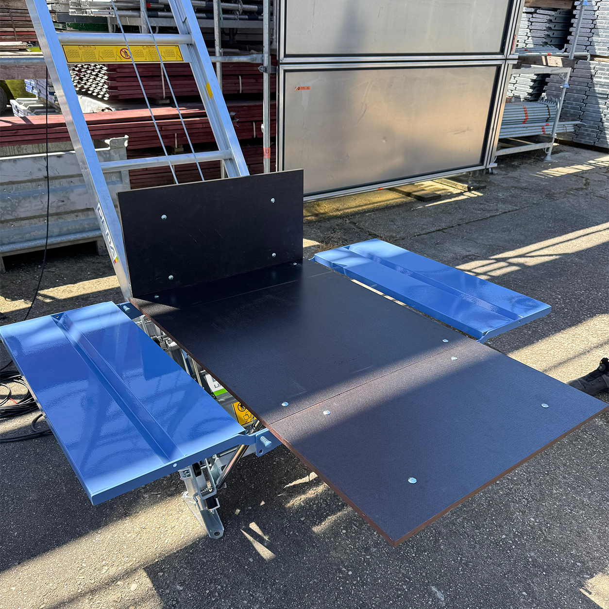 GEDA Vario+ Bühne - 4 Seiten klappbar